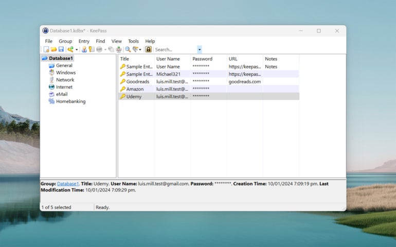 KeePass main dashboard.